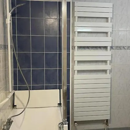 Confortable Avec Terrasse Dans La Montagne Bourbonnaise, Animaux Acceptes - Fr-1-489-497 Dom wakacyjny Ferrières-sur-Sichon