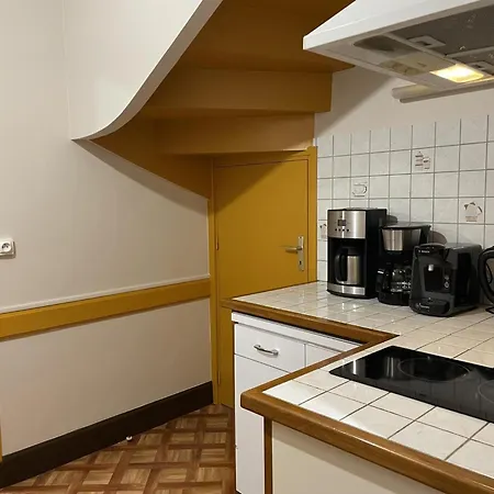 Confortable Avec Terrasse Dans La Montagne Bourbonnaise, Animaux Acceptes - Fr-1-489-497 * Ferrières-sur-Sichon