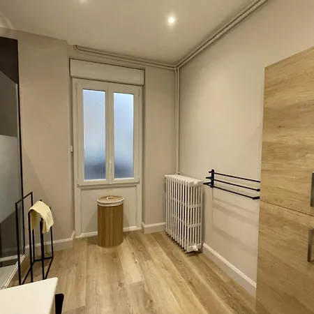 Confortable Avec Terrasse Dans La Montagne Bourbonnaise, Animaux Acceptes - Fr-1-489-497 Landhuis *