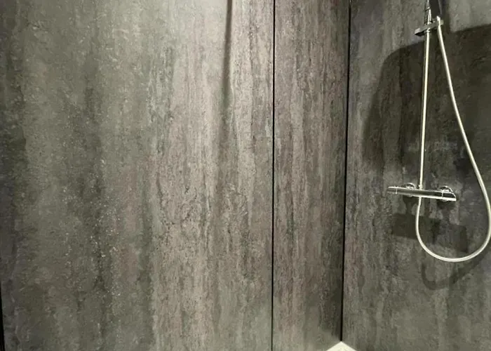 Дом отдыха Confortable Avec Terrasse Dans La Montagne Bourbonnaise, Animaux Acceptes - Fr-1-489-497 *