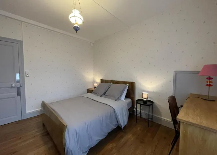 Дом отдыха Confortable Avec Terrasse Dans La Montagne Bourbonnaise, Animaux Acceptes - Fr-1-489-497 Ferrieres-sur-Sichon