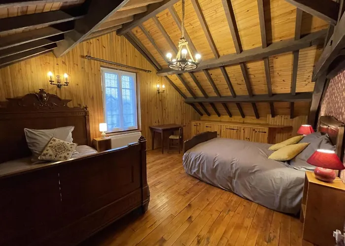 Дом отдыха Confortable Avec Terrasse Dans La Montagne Bourbonnaise, Animaux Acceptes - Fr-1-489-497